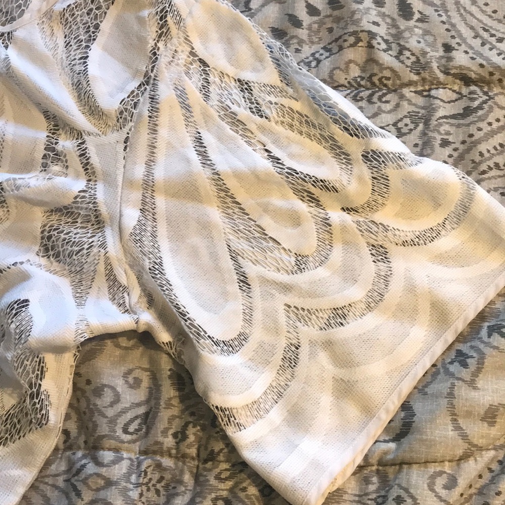 Lace blouse - Picture 4 of 4